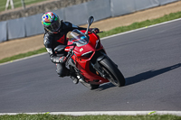 brands-hatch-photographs;brands-no-limits-trackday;cadwell-trackday-photographs;enduro-digital-images;event-digital-images;eventdigitalimages;no-limits-trackdays;peter-wileman-photography;racing-digital-images;trackday-digital-images;trackday-photos